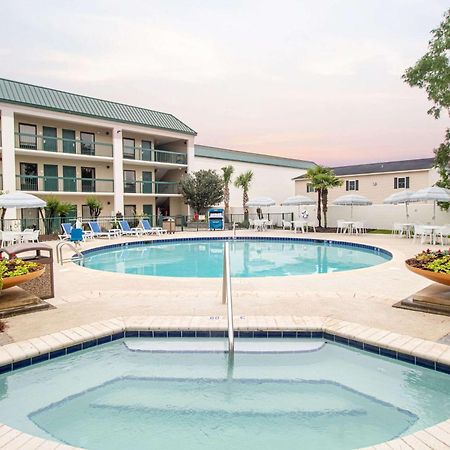 Econo Lodge Inn & Suites Foley-North Gulf Shores エクステリア 写真
