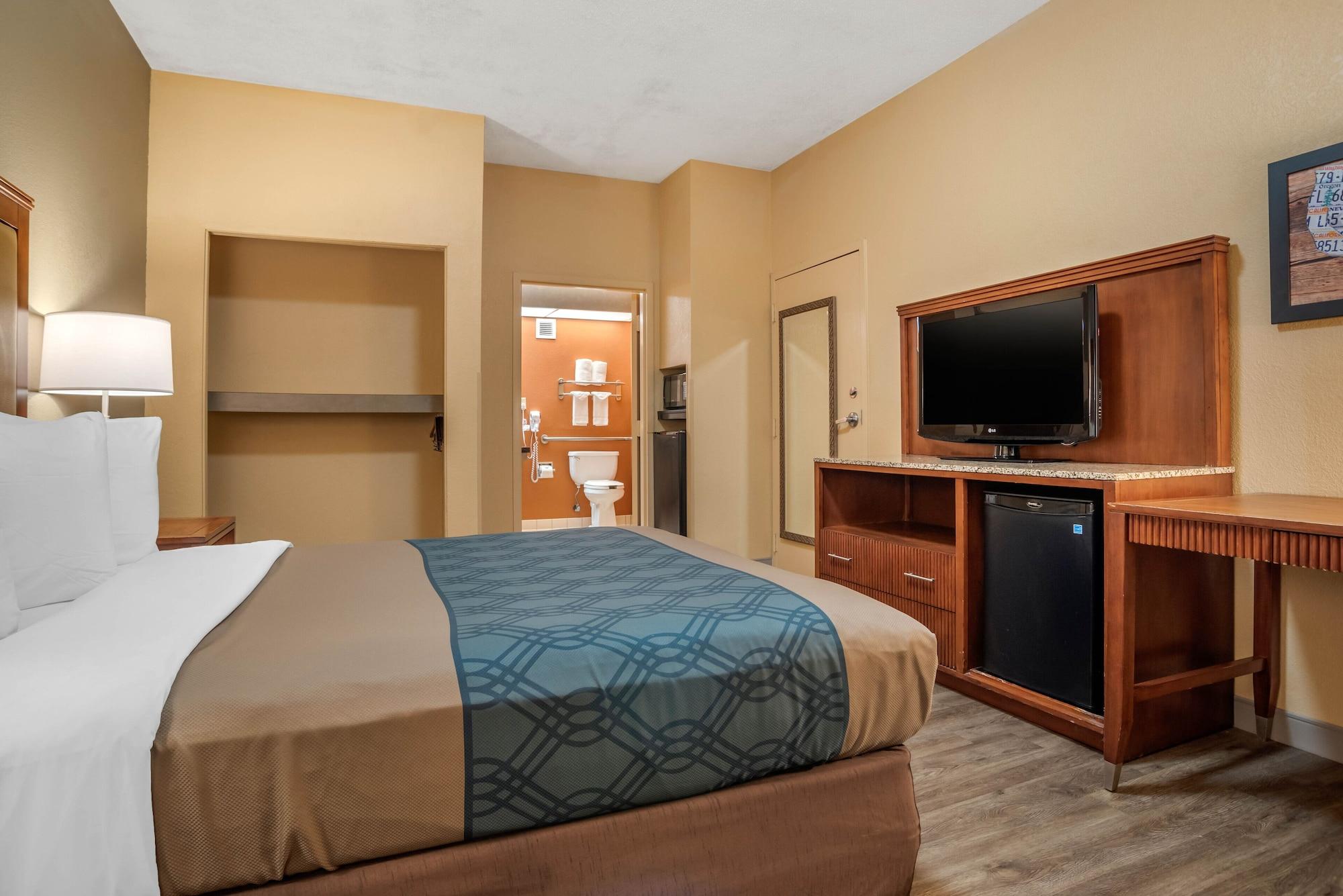 Econo Lodge Inn & Suites Foley-North Gulf Shores エクステリア 写真