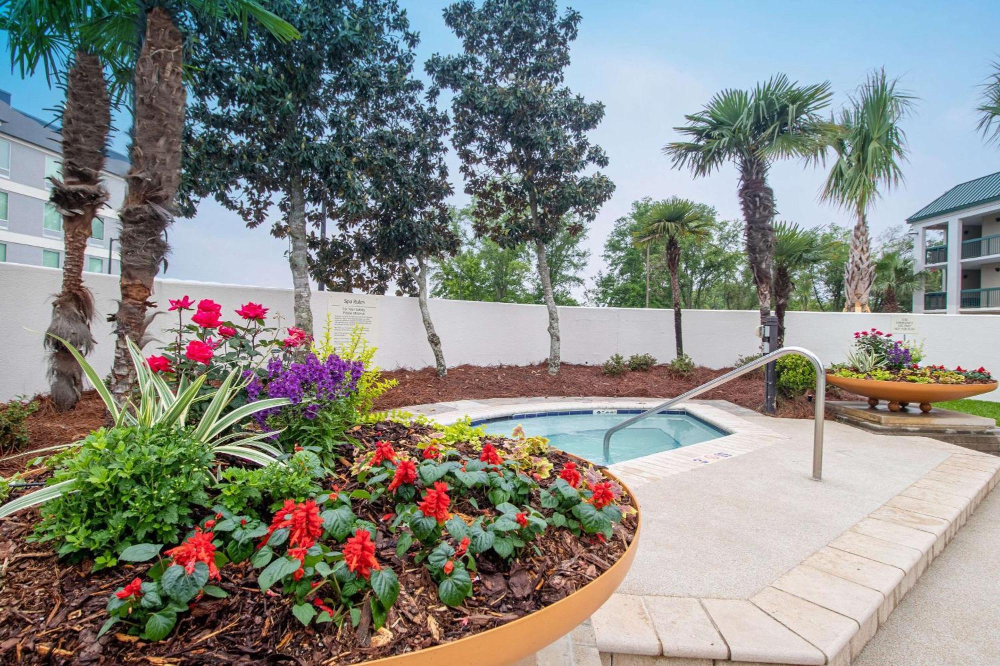 Econo Lodge Inn & Suites Foley-North Gulf Shores エクステリア 写真