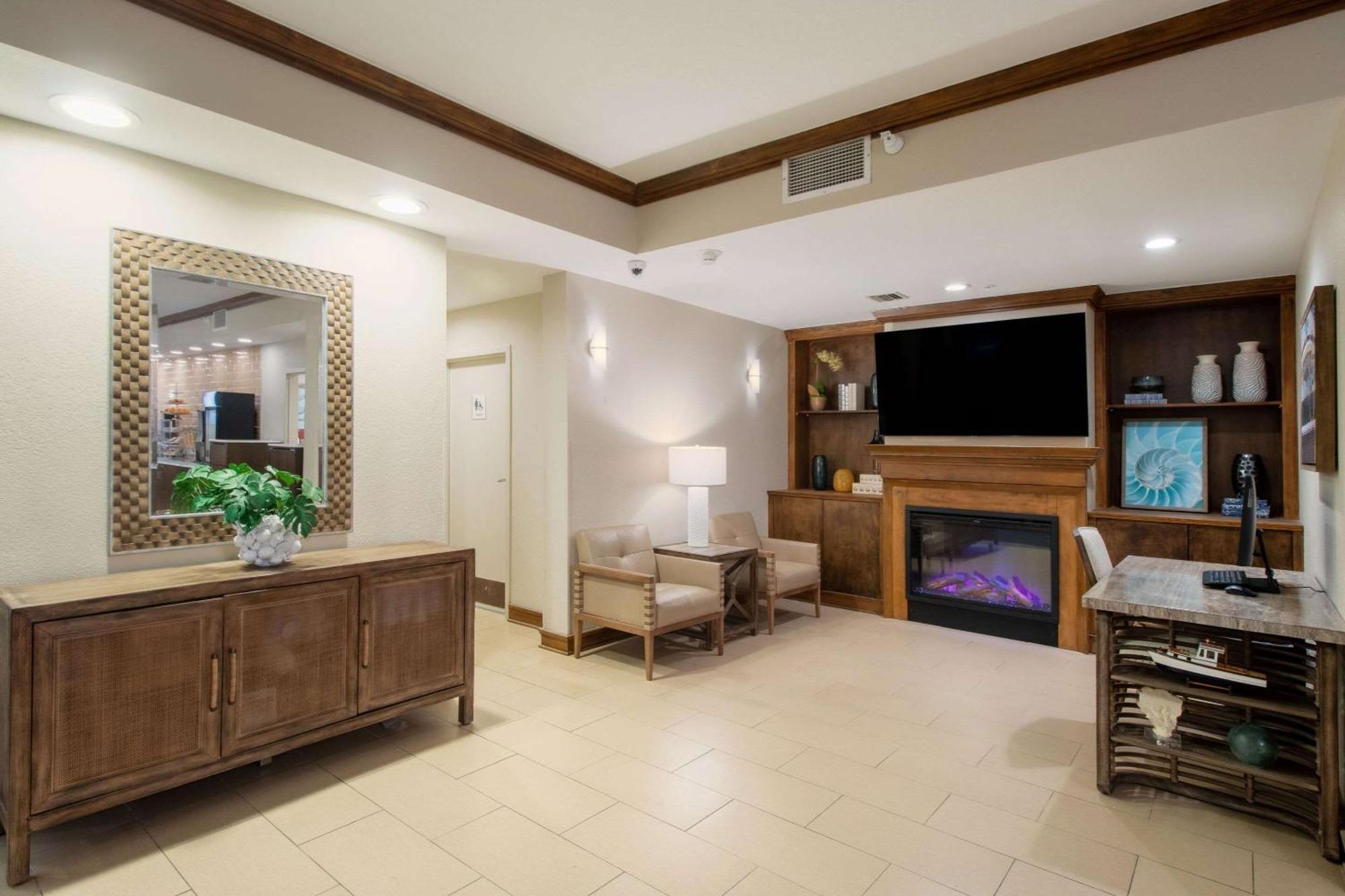Econo Lodge Inn & Suites Foley-North Gulf Shores エクステリア 写真